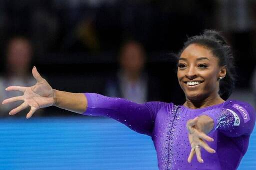 Simone Biles: risalita dal buio profondo